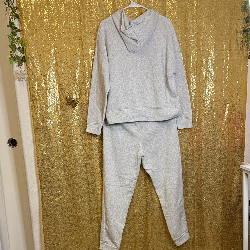Rae Dunn White-Gray Set size L - Picture 4 of 10